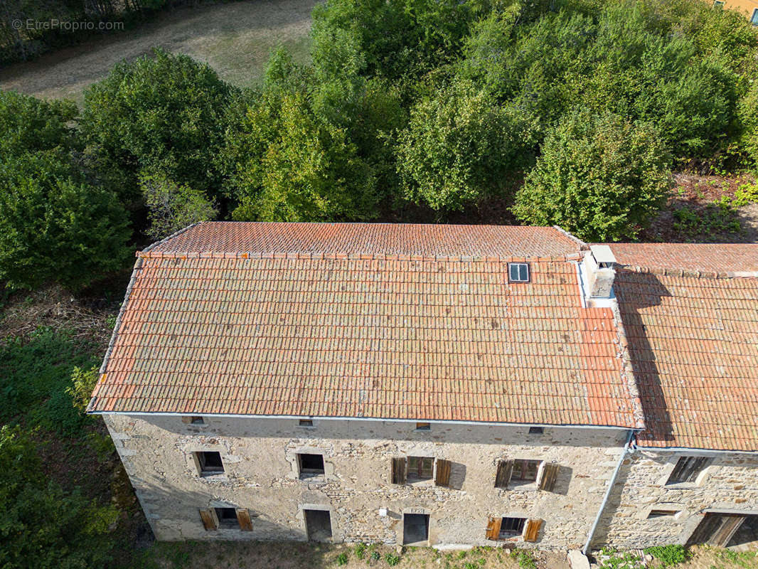 Maison à CHASSIGNOLLES