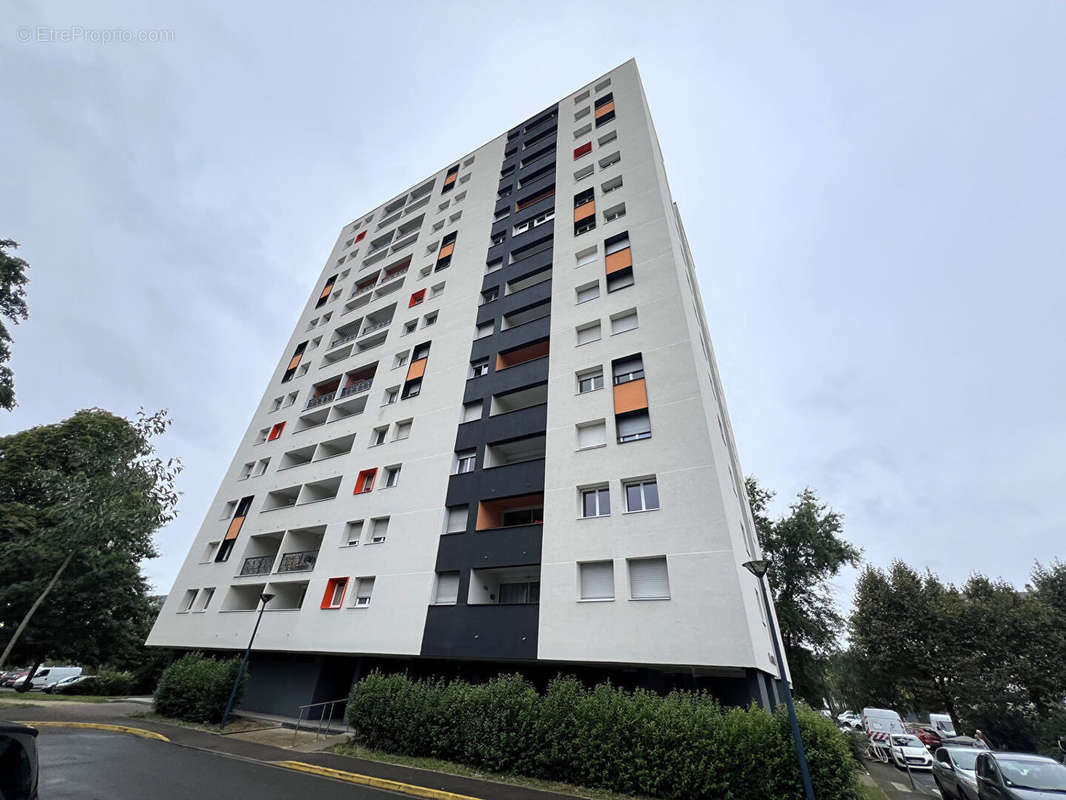 Appartement à MOULINS