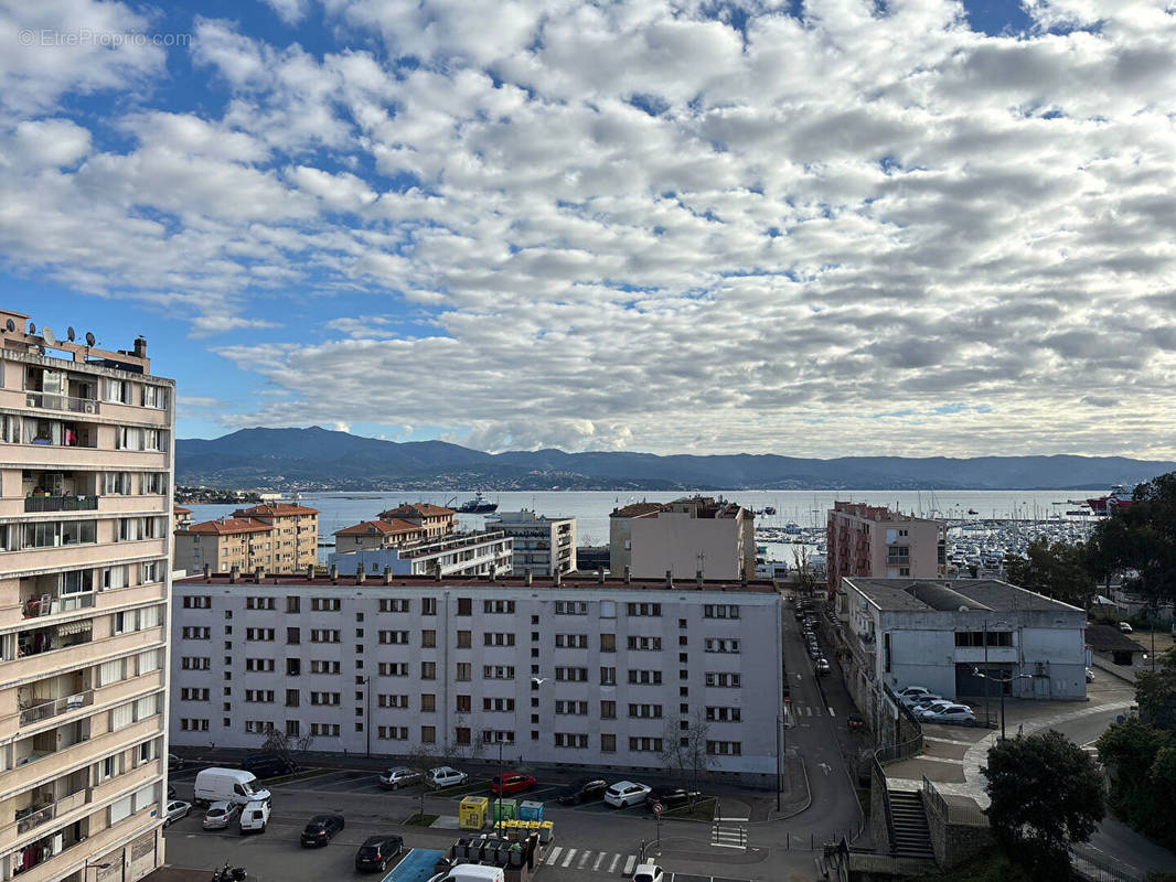 Appartement à AJACCIO