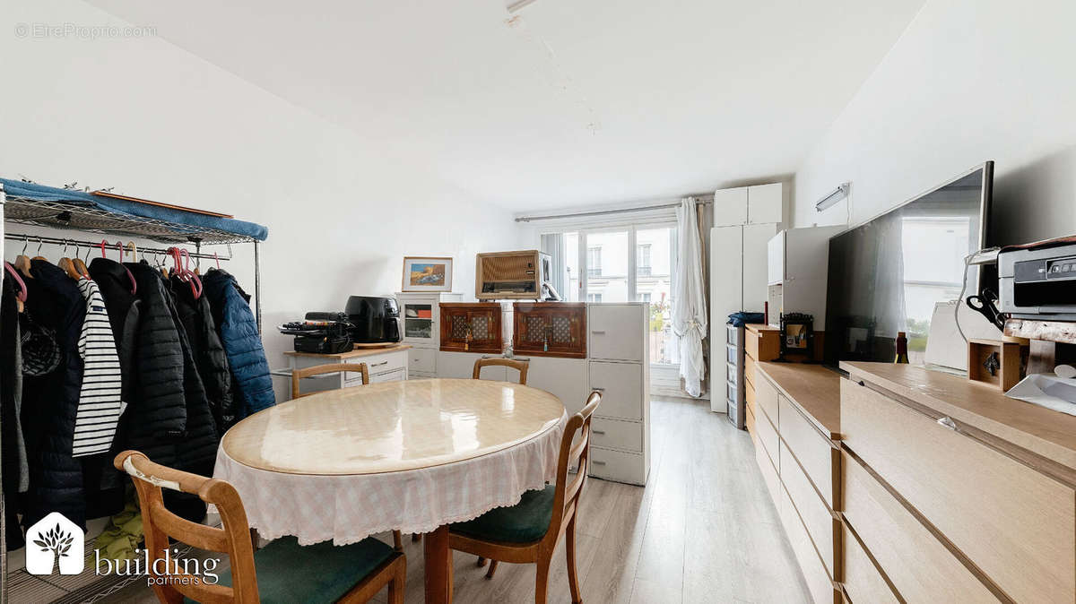 Appartement à LEVALLOIS-PERRET