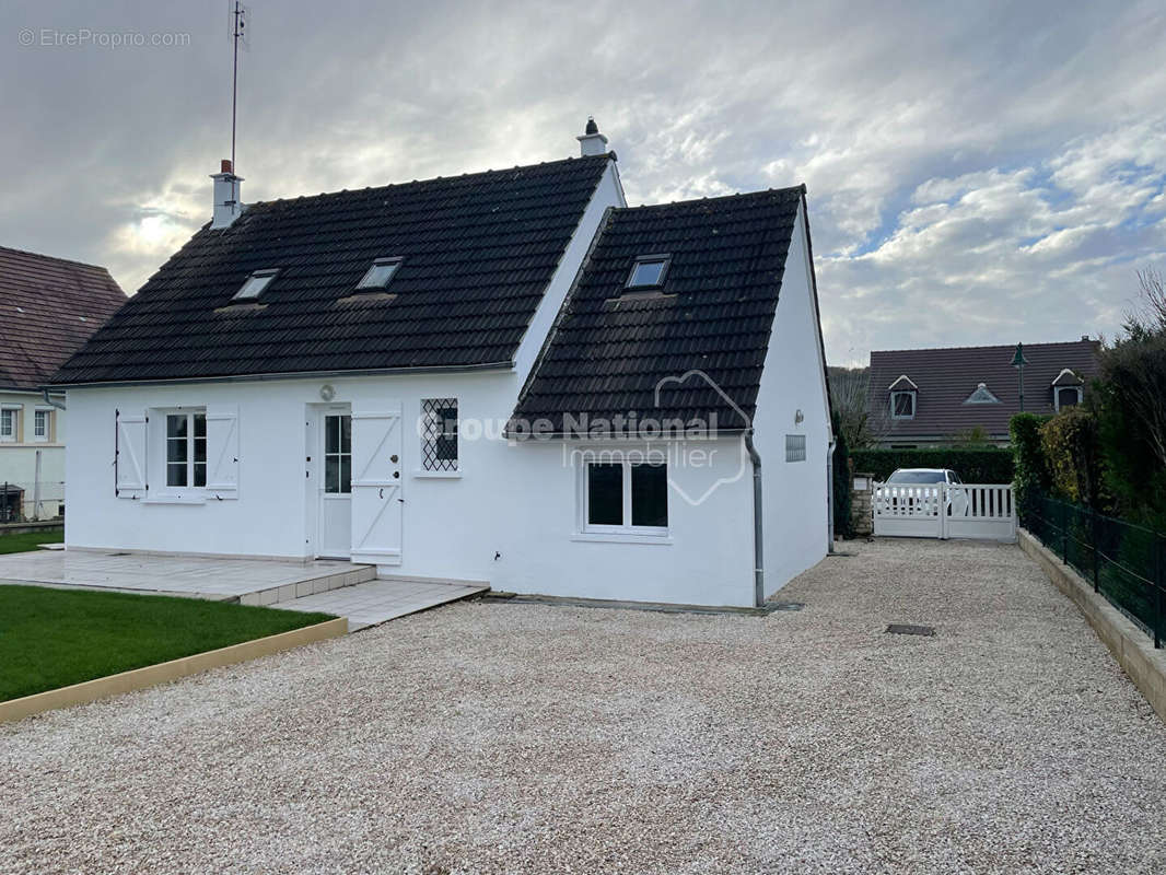 Maison à TROSLY-BREUIL