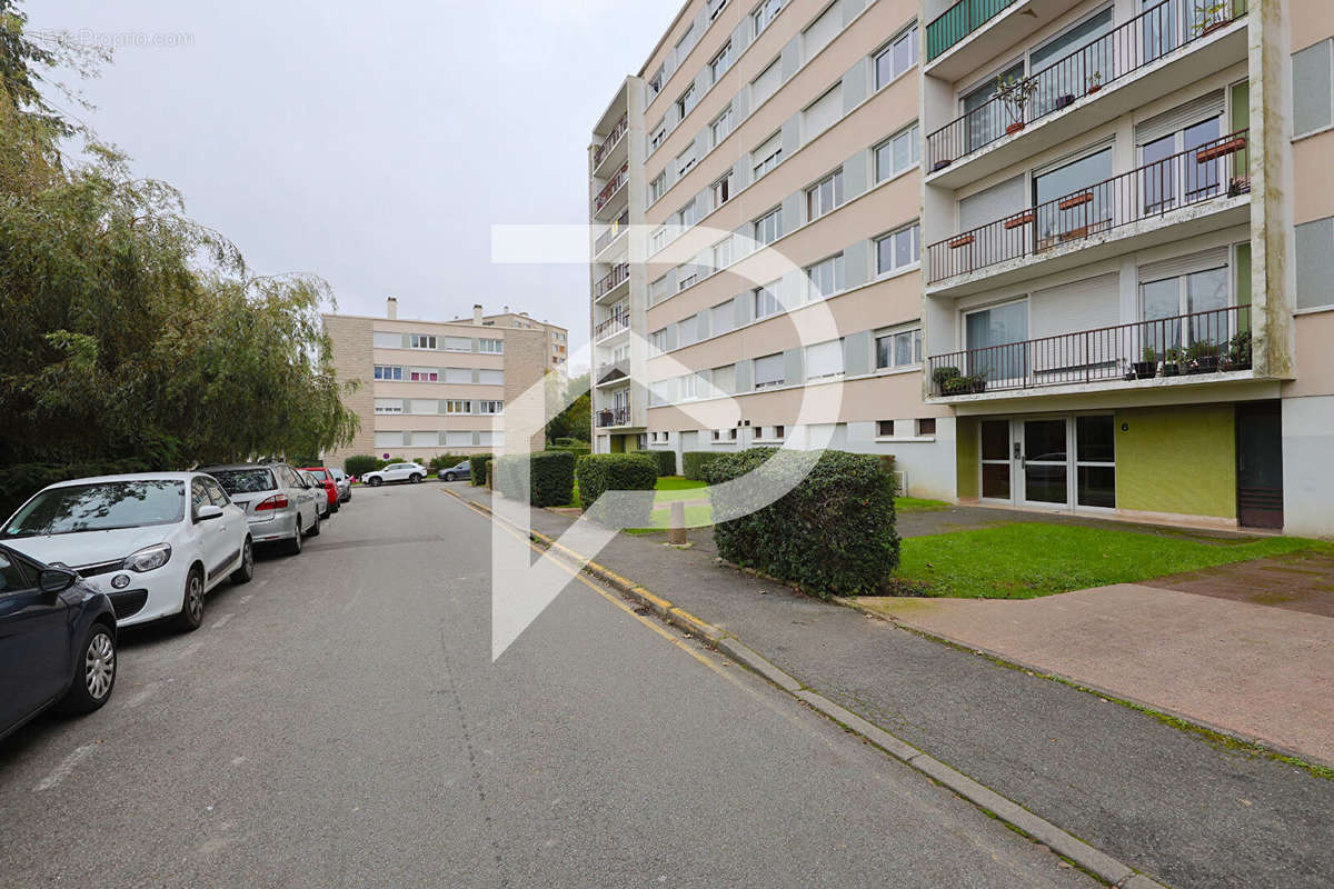 Appartement à VIRY-CHATILLON