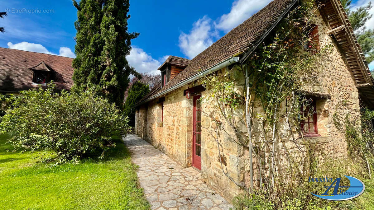 Maison à LA DOUZE