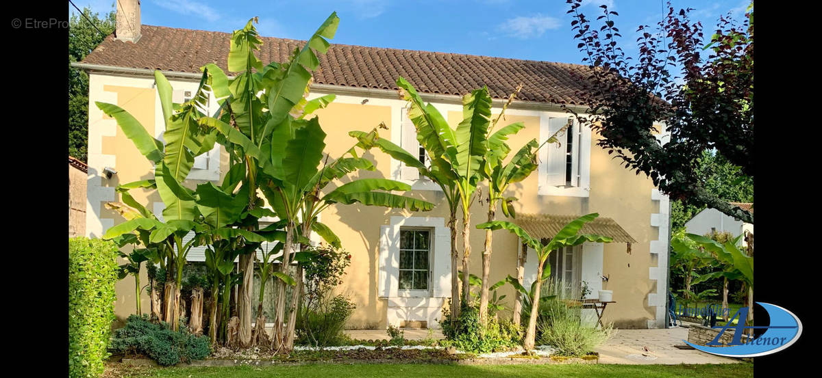 Maison à RAZAC-SUR-L&#039;ISLE