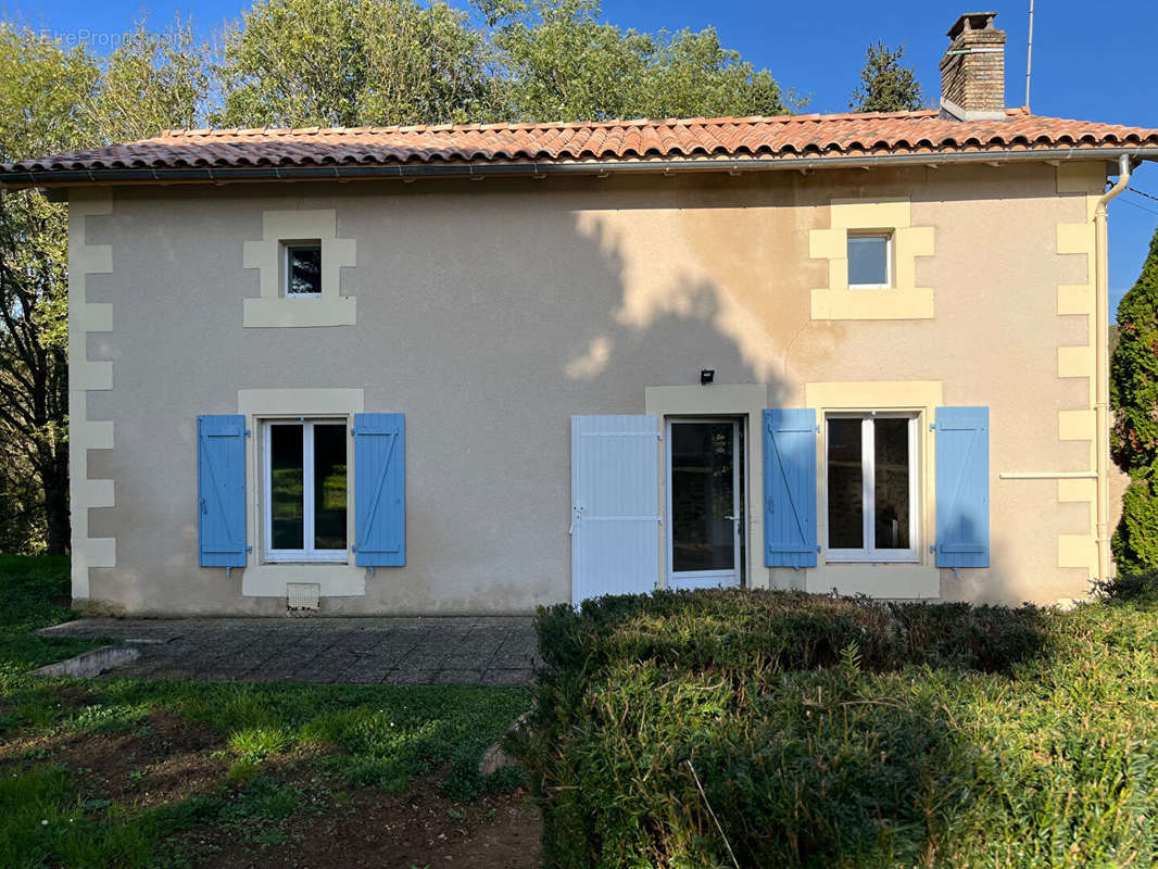 Maison à VIVONNE