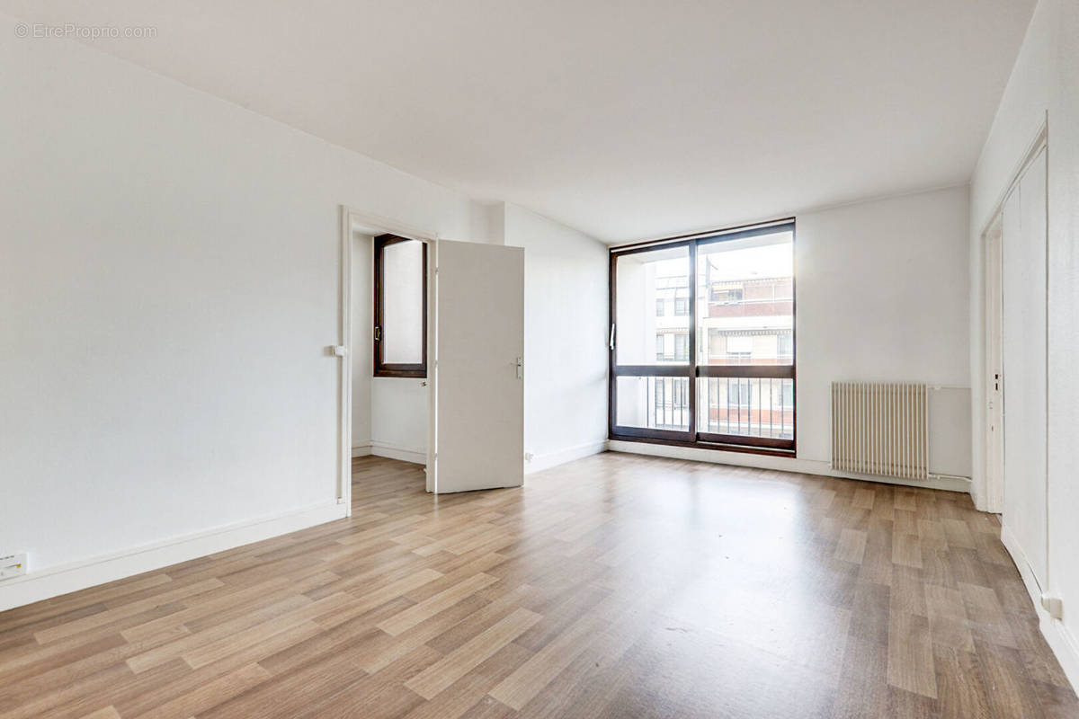 Appartement à PARIS-12E