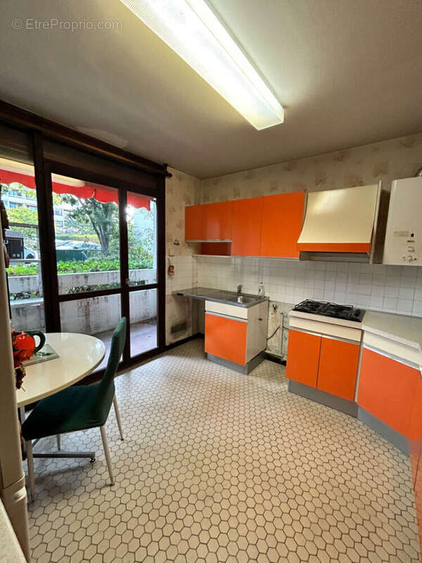 Appartement à MARSEILLE-12E