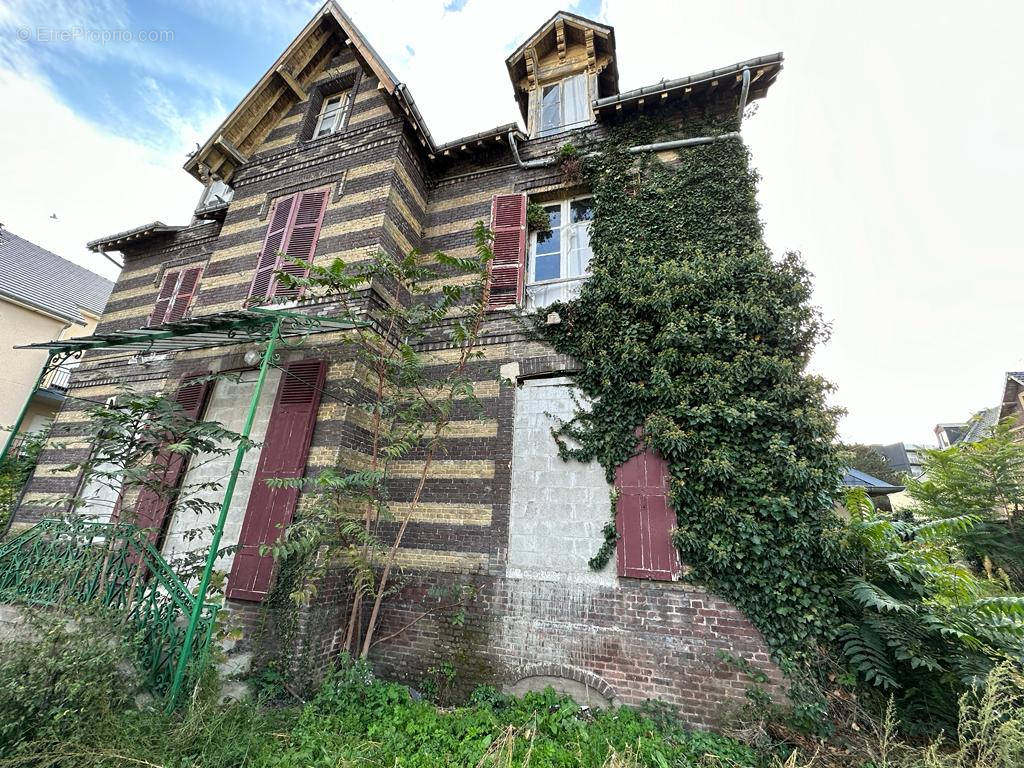 Maison à GRAND-COURONNE