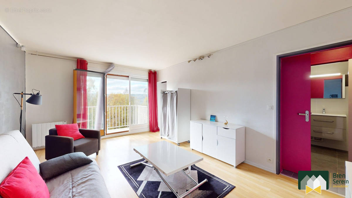 Appartement à DEVILLE-LES-ROUEN