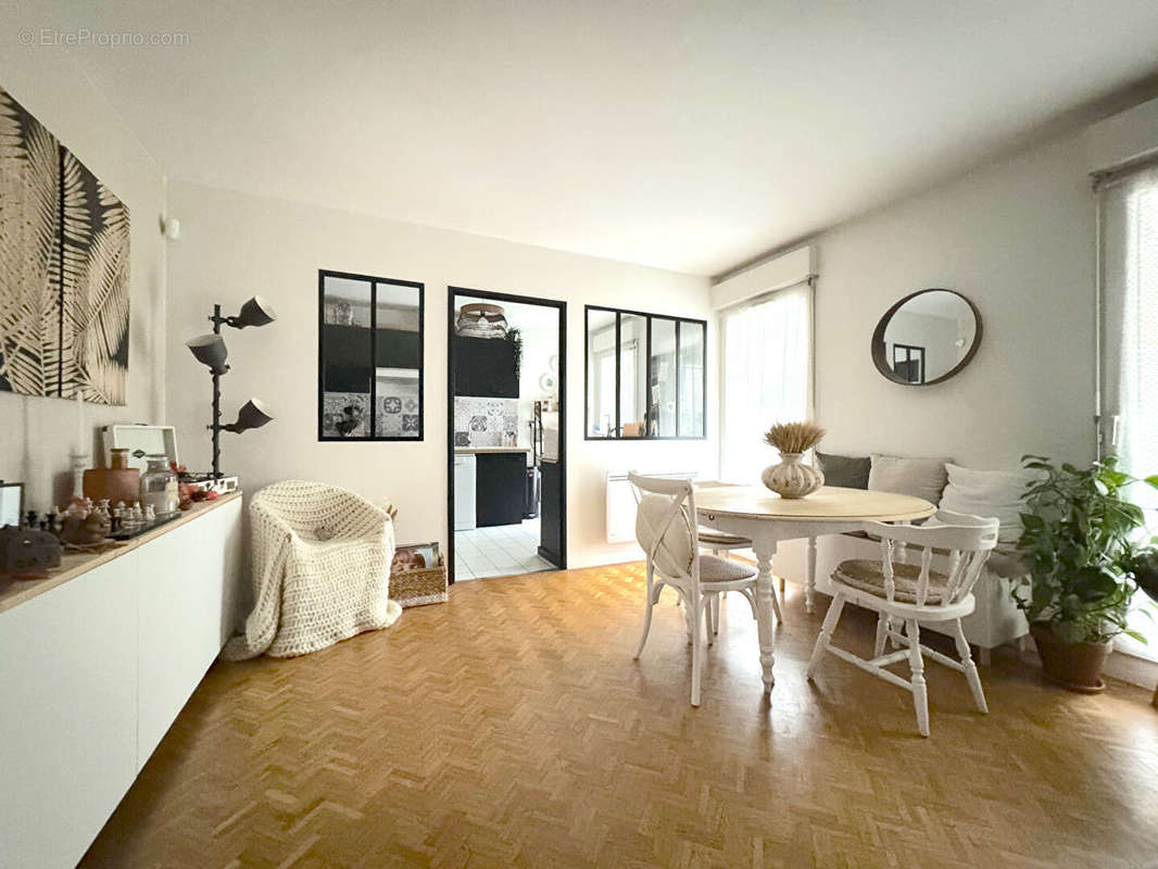 Appartement à ASNIERES-SUR-SEINE