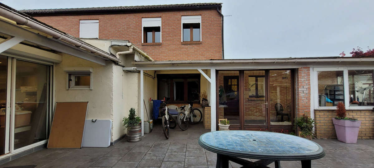 Maison à MONTIGNY-EN-GOHELLE