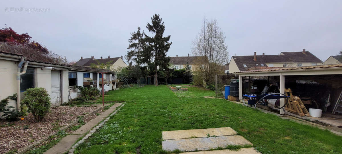 Maison à MONTIGNY-EN-GOHELLE