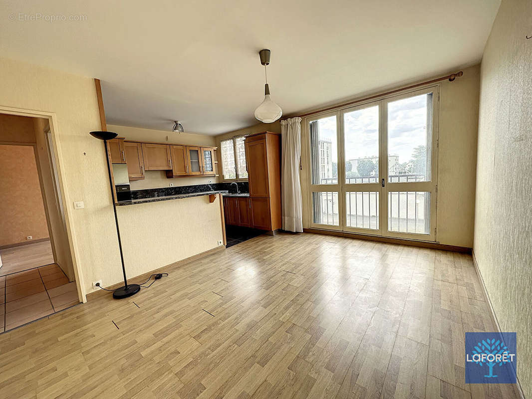 Appartement à BRETIGNY-SUR-ORGE