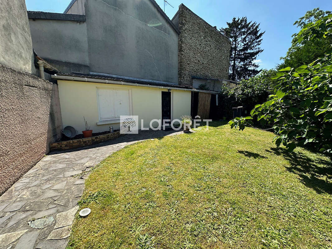 Maison à CLICHY-SOUS-BOIS