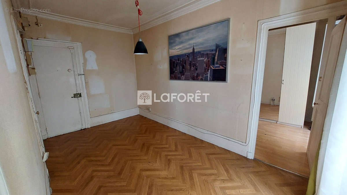 Appartement à PARIS-11E