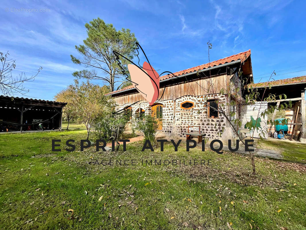 Maison à BETBEZER-D&#039;ARMAGNAC