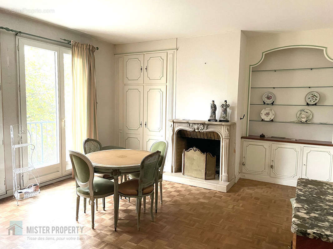 Appartement à RUEIL-MALMAISON