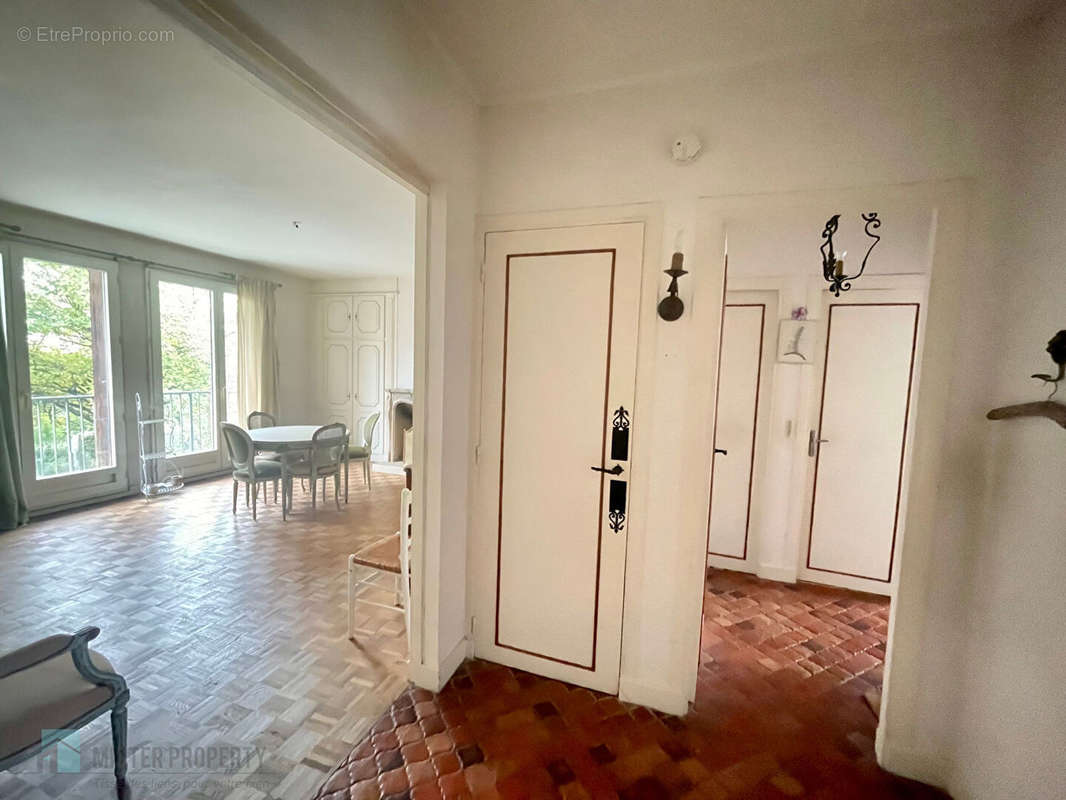 Appartement à RUEIL-MALMAISON