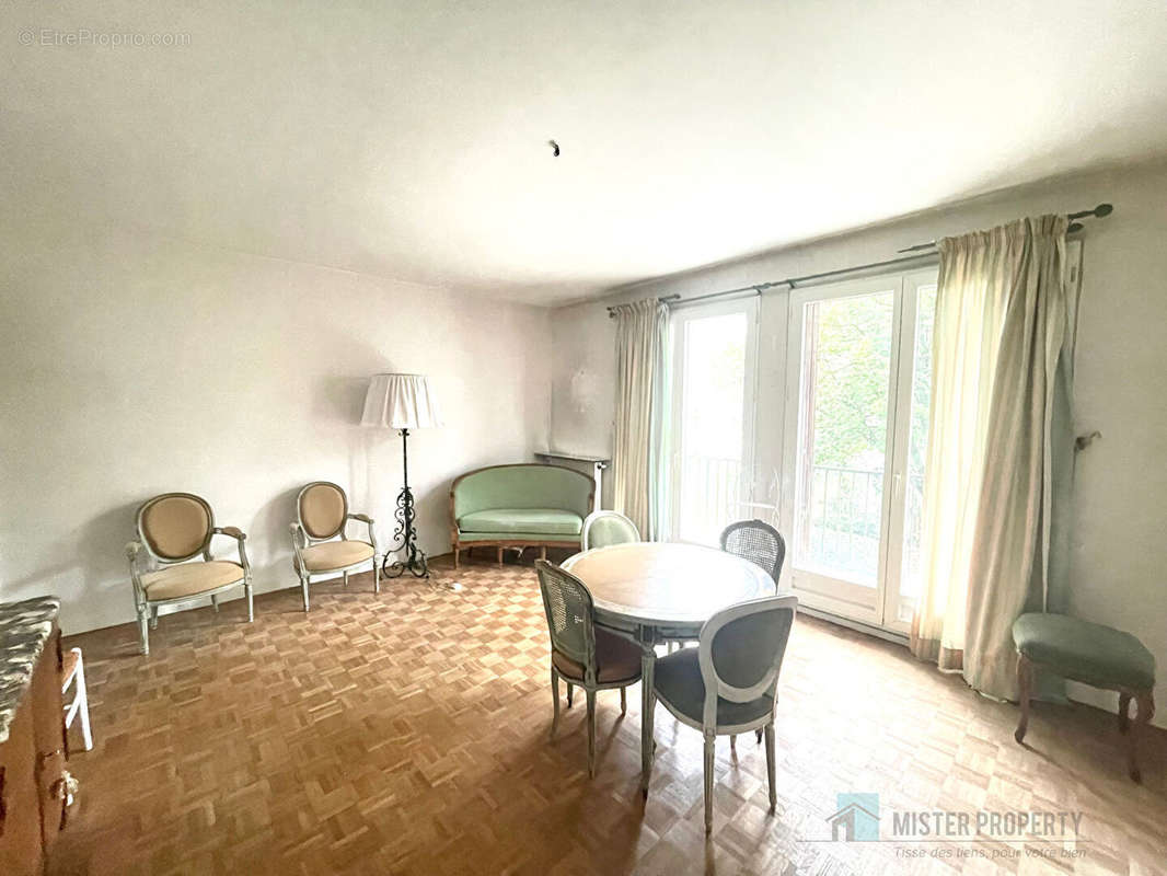 Appartement à RUEIL-MALMAISON