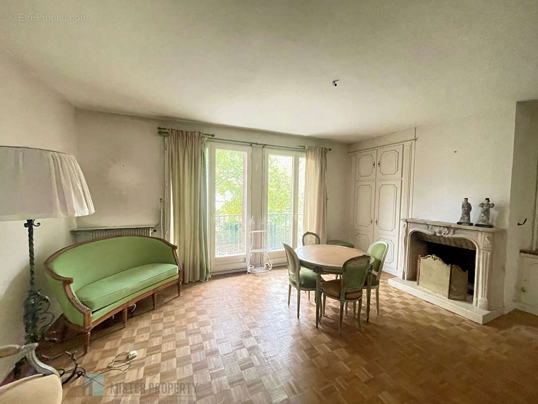 Appartement à RUEIL-MALMAISON