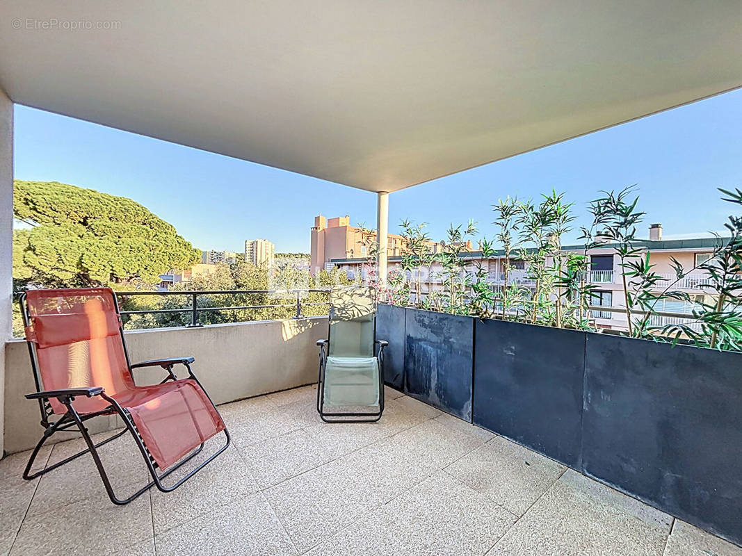 Appartement à LA VALETTE-DU-VAR