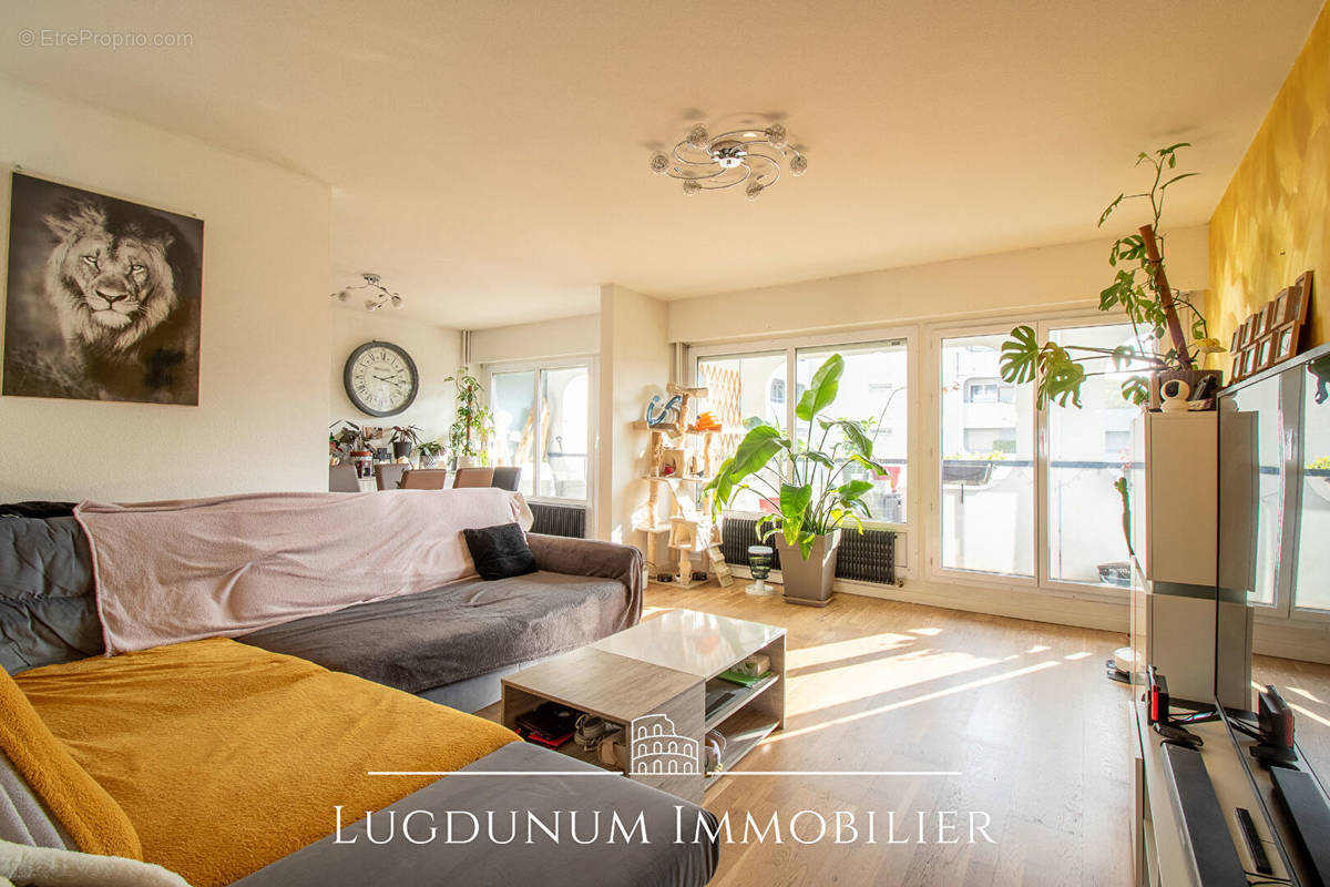 Appartement à LYON-9E