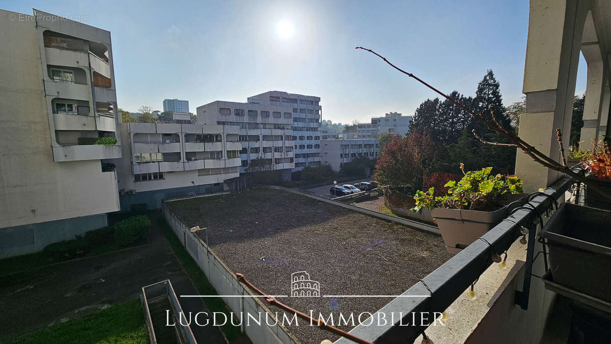 Appartement à LYON-9E