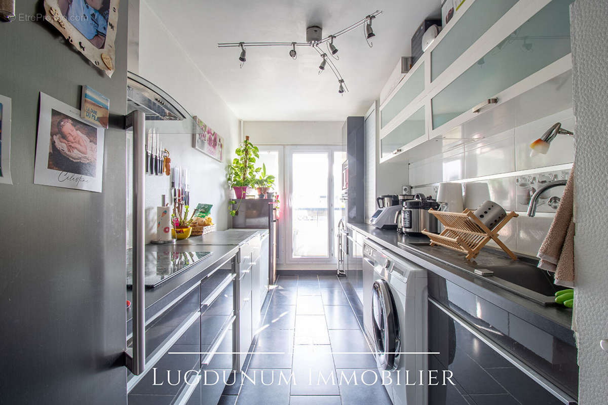 Appartement à LYON-9E