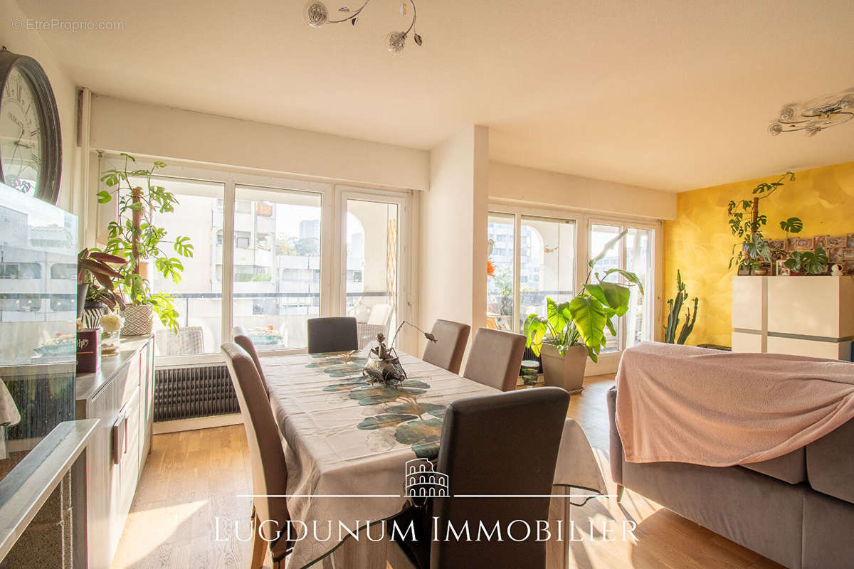 Appartement à LYON-9E