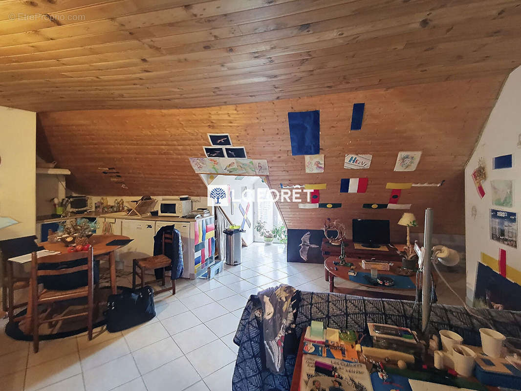 Appartement à AUMONT-AUBRAC