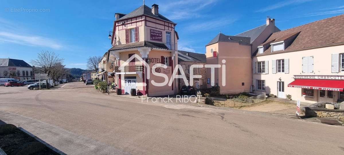 Photo 3 - Commerce à QUARRE-LES-TOMBES