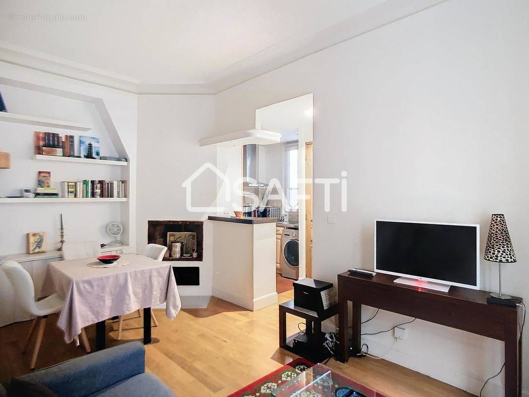 Photo 1 - Appartement à PARIS-18E