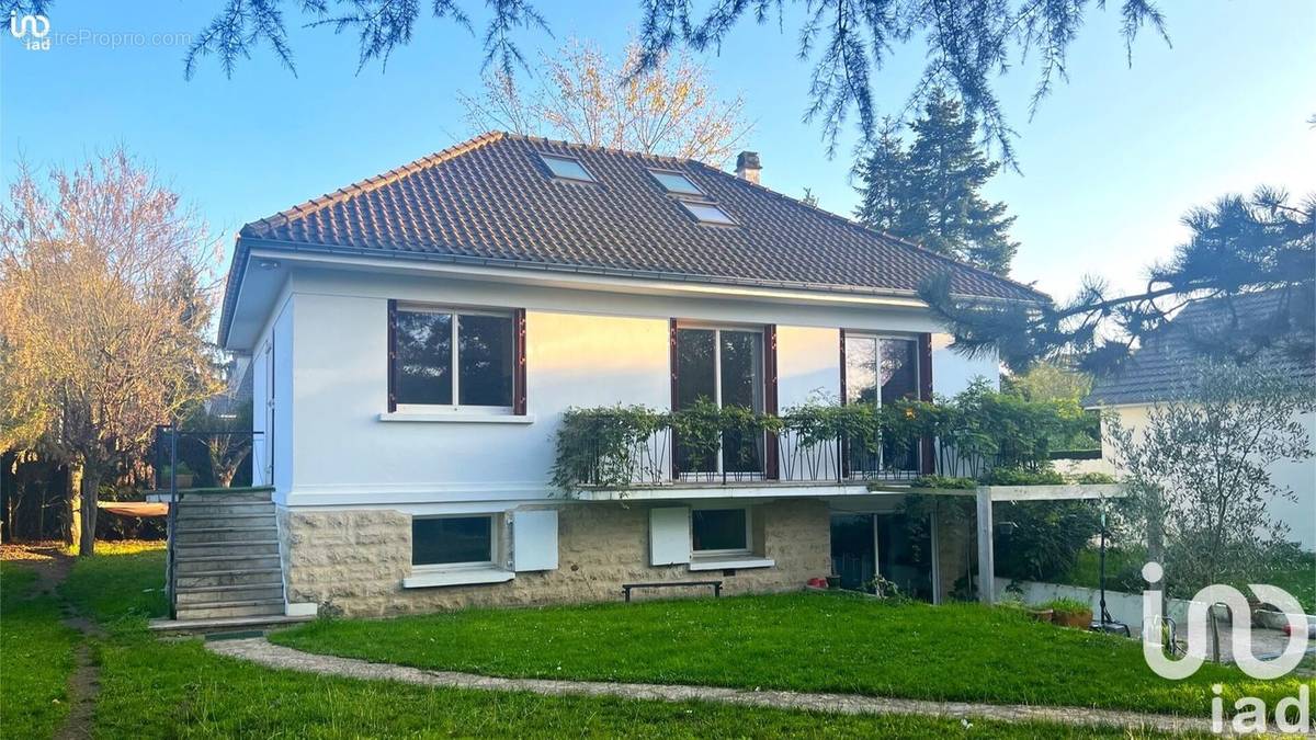 Photo 1 - Maison à MAISONS-LAFFITTE