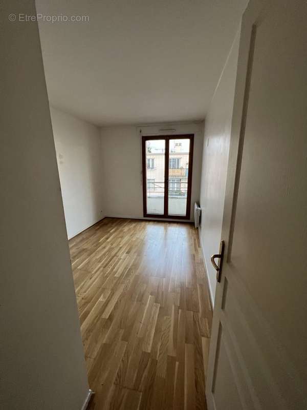 Appartement à LEVALLOIS-PERRET