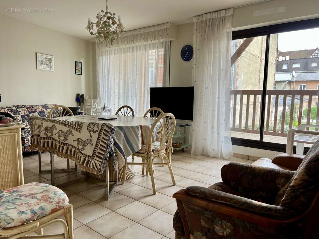 Séjour - Appartement à BLONVILLE-SUR-MER