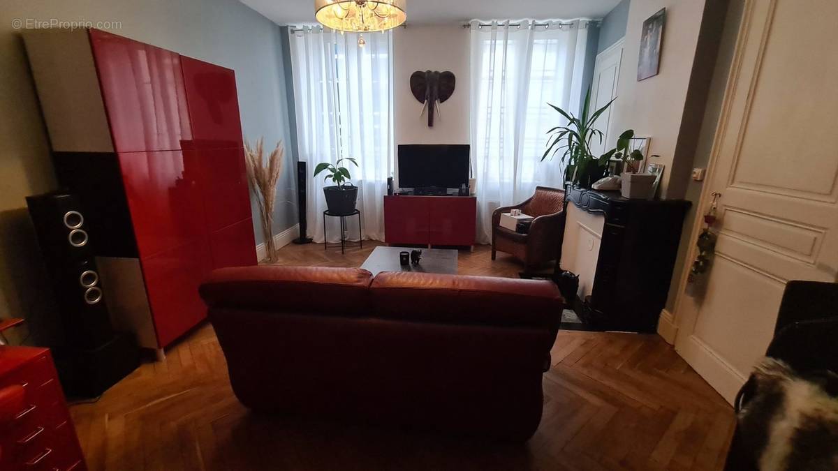 Appartement à SAINT-ETIENNE