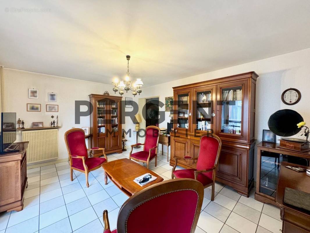 Appartement à CHARLEVILLE-MEZIERES