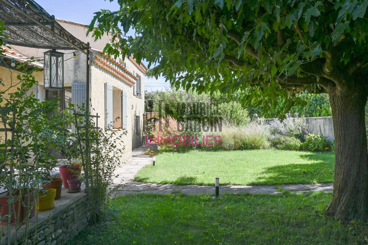 Maison à MONTEUX