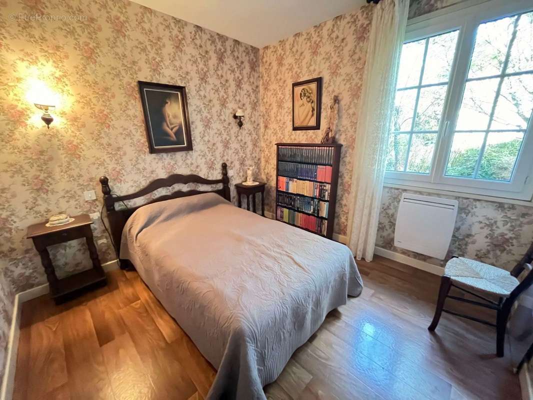 Chambre 1 - Maison à YDES