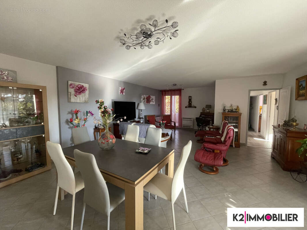 Appartement à MONTELIMAR