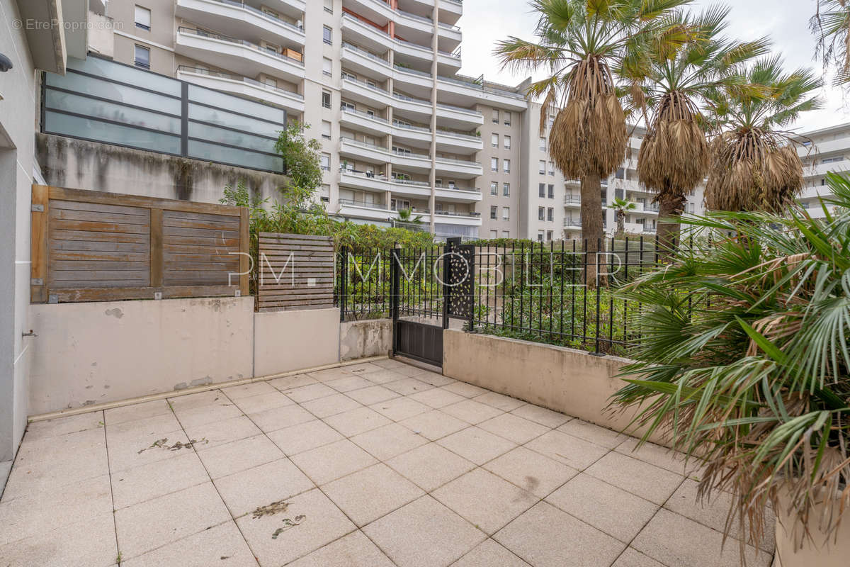 Appartement à MARSEILLE-8E