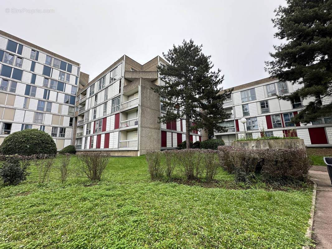 Appartement à PIERREFITTE-SUR-SEINE