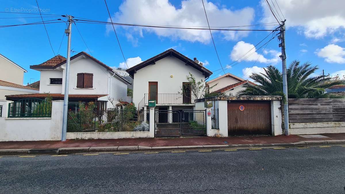 Maison à LE BOUSCAT