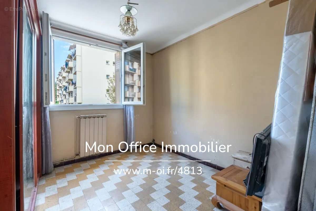 Appartement à MARSEILLE-14E