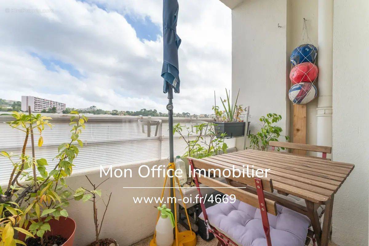 Appartement à MARSEILLE-13E