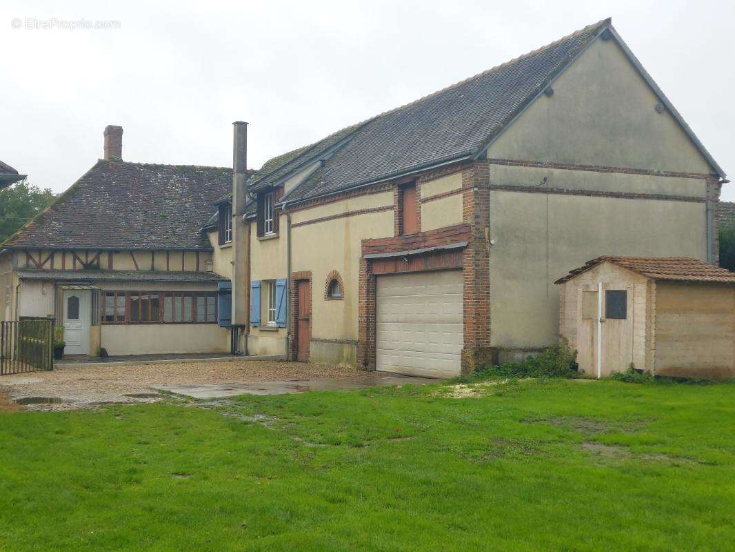 Maison à BRETEUIL