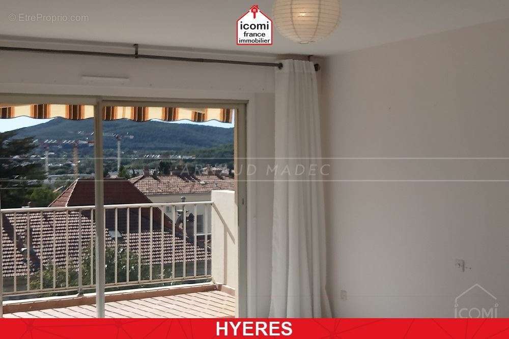 Appartement à HYERES