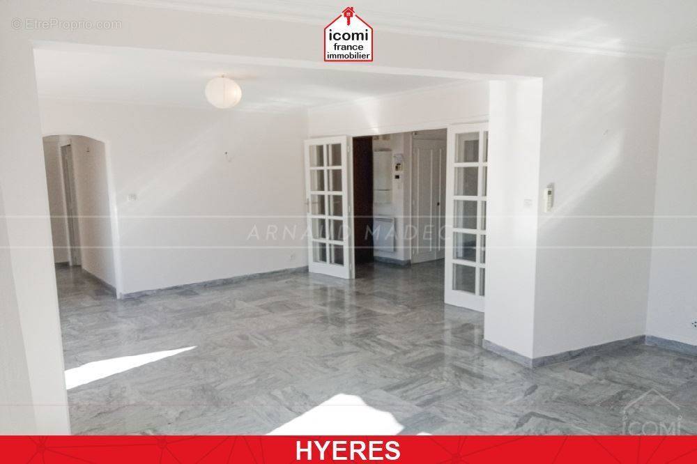 Appartement à HYERES