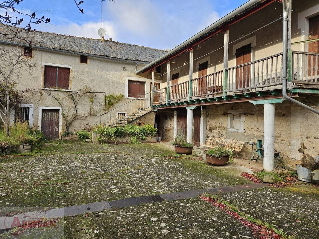 Maison à CORDES-SUR-CIEL