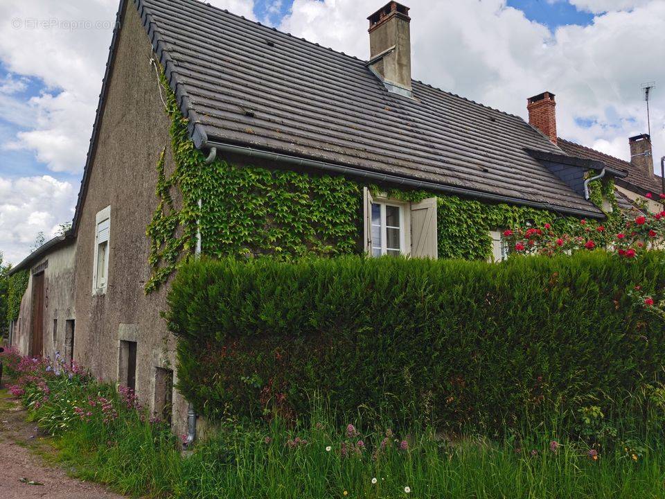 Maison à CORBIGNY